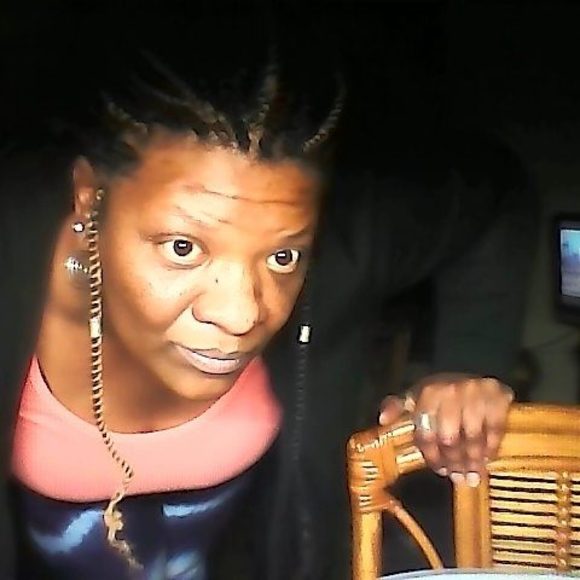 Meet your Posher, Sharron - Picture 1 of 1